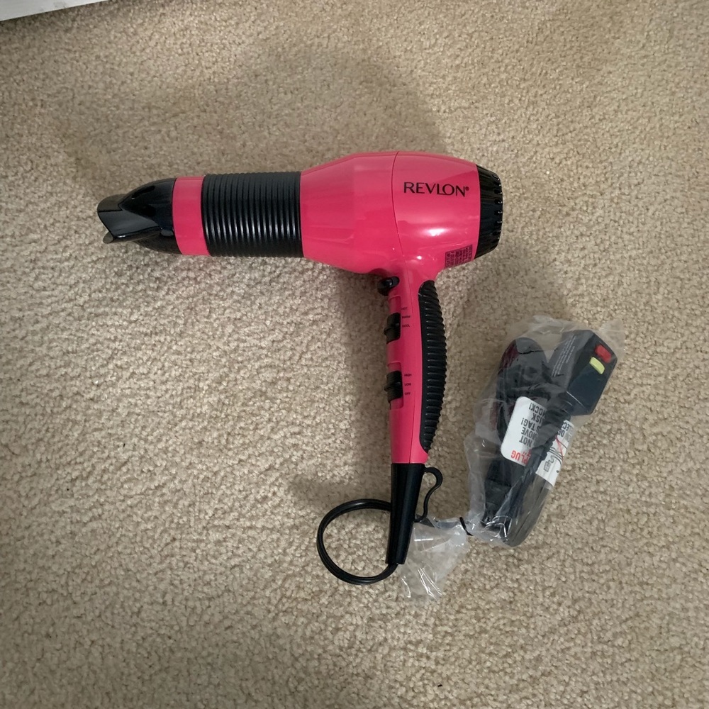 New pink revelon  hair dyer